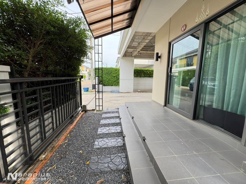 68121148 : ขายบ้านเดี่ยว 2 ชั้น หลังริม ขนาด 3 ห้องนอน บนที่ดิน 58.1 ตารางวา หมู่บ้าน Centro ราชพฤกษ์ 2 นนทบุรี บ้านสวย พื้นที่เยอะโครงการดี สังคมน่าอ 5