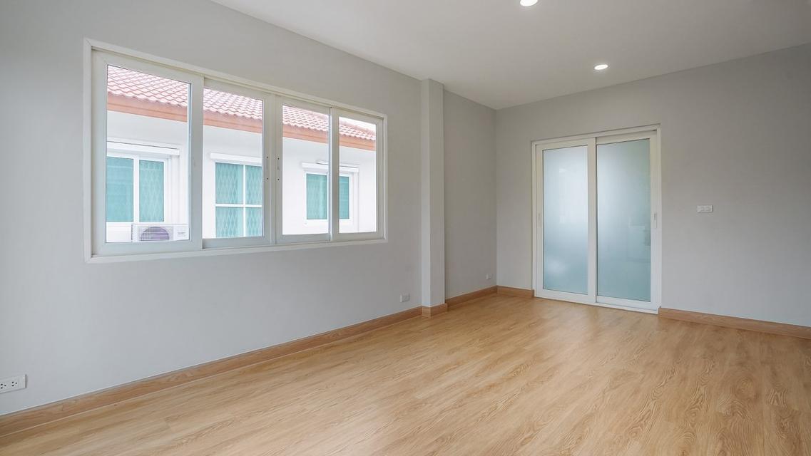 ขายบ้านมือสองตกแต่งใหม่ โครงการ คาซ่าวิลล์ ราชพฤกษ์-รัตนาธิเบศร์ 2 (Casa Ville Ratchapruek-Rattanathibet 2) ใกล้รถไฟฟ้าสายสีม่วงสถานีบางรักน้อยท่าอิฐ 12