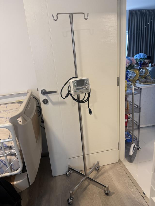 เครื่องให้อาหารทางสายยาง Hawkmed