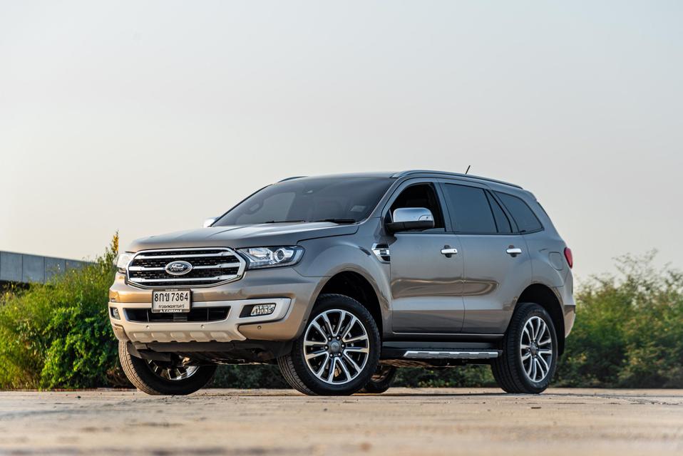 FORD EVEREST 2.0 BI-Turbo TITANIUM Plus 4WD 3