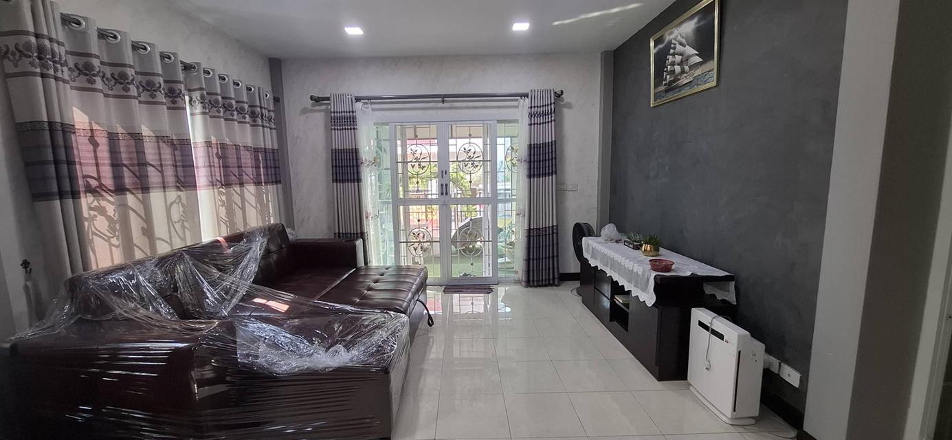 บ้านเดี่ยวหมู่บ้านเพอร์เฟค เพลส สุขุมวิท 77 ถนนลาดกระบัง 20/3 พร้อมอยู่ บรรยากาศดี สังคมคุณภาพ 2