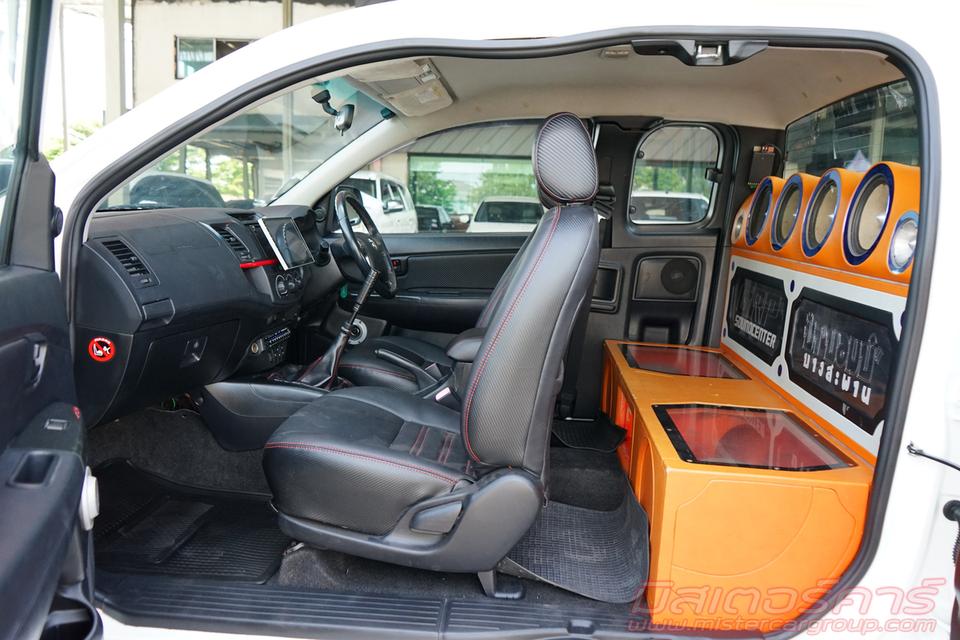 2015 TOYOTA VIGO CHAMP SMART CAB 2.5 E TRD SPORTIVO 8