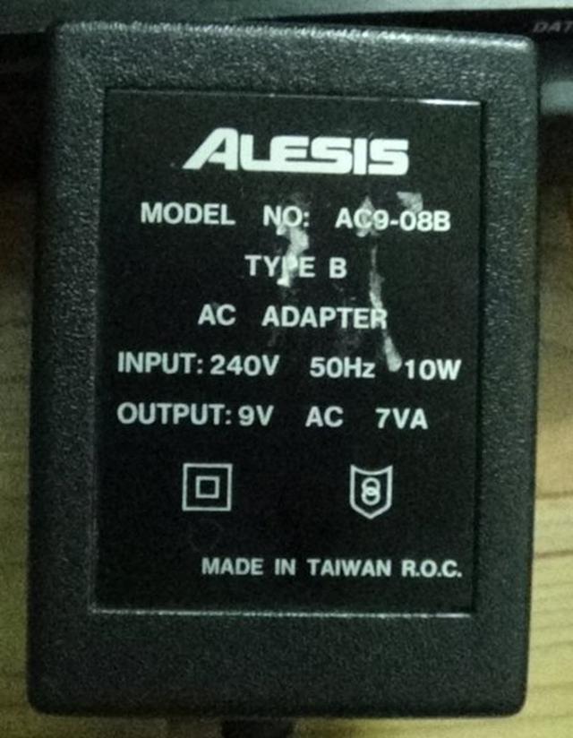 ขาย Sound กลอง ALESIS D4 1