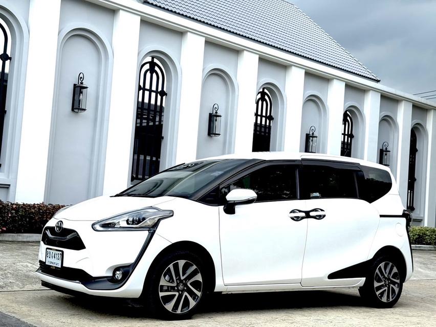 TOYOTA SIENTA 1.5V ปี 2019