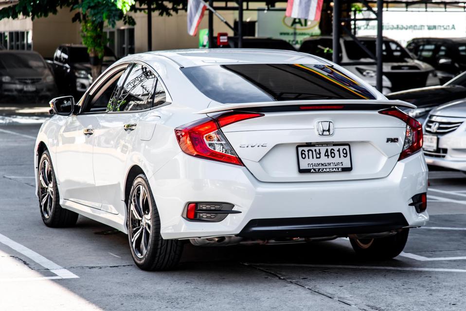 Honda Civic FC 1.5 Turbo RS Navi