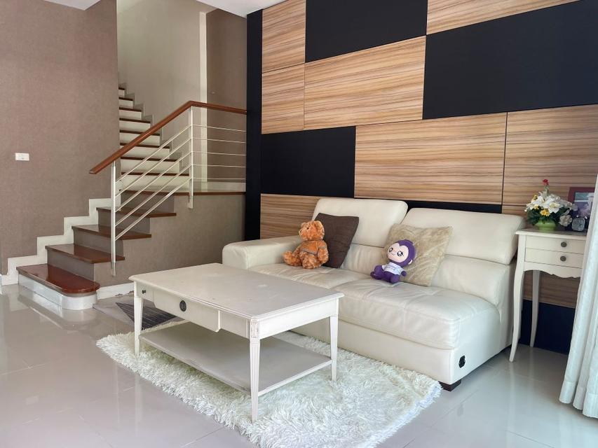 ขายทาวน์โฮม 3 ชั้น บ้านกลางเมือง เออร์บาเนี่ยน ศรีนครินทร์ หลังริม ทำเลดี เดินทางสะดวก ใกล้รถไฟฟ้าสถานีสวนหลวง ร.9    4