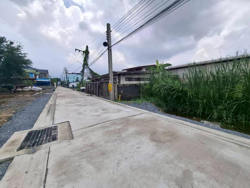 ขายที่ดิน ชุมชนรักสามัคคี ซอยมณี 2 ถนนกรุงเทพฯกรีฑา ลาดกระบัง 4