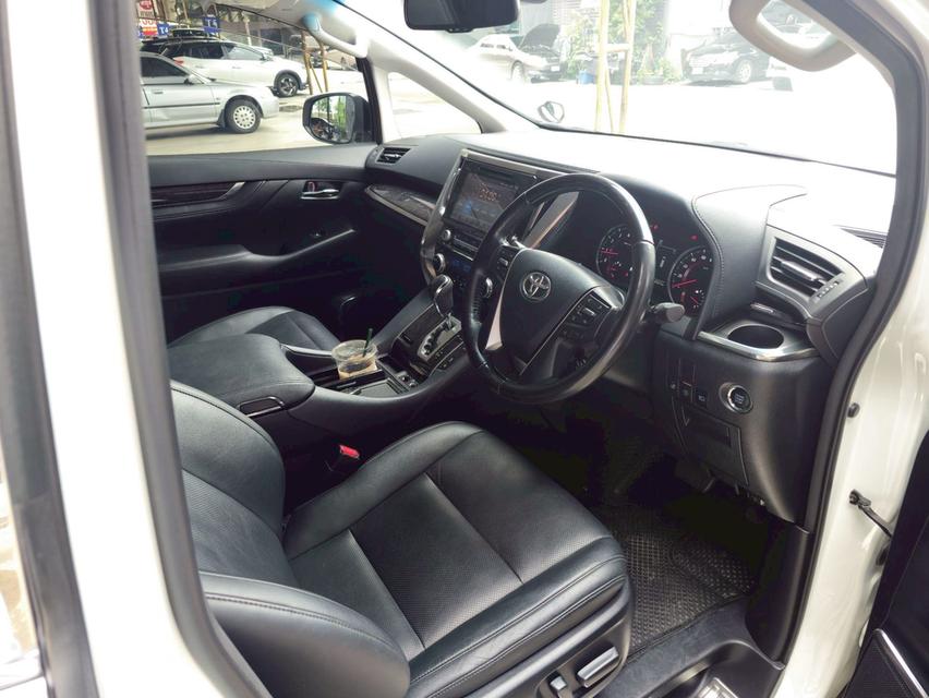 รหัสรถ BAC7322 🔥 รถตู้สุดหรูสาย VIP มาแล้ว! Toyota Vellfire 2.5 Z G Edition ปี 2018 สีขาว สภาพป้ายแดง! 🔥 10