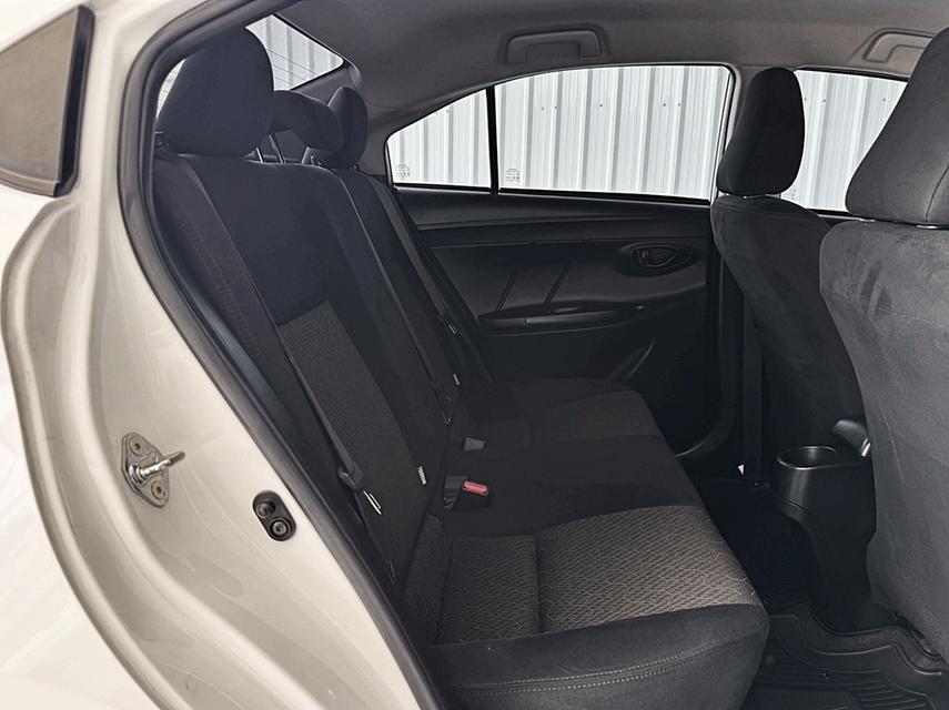 Toyota Vios 1.5 Entry เบนซิน เกียร์ออโต้  ปี2021 15