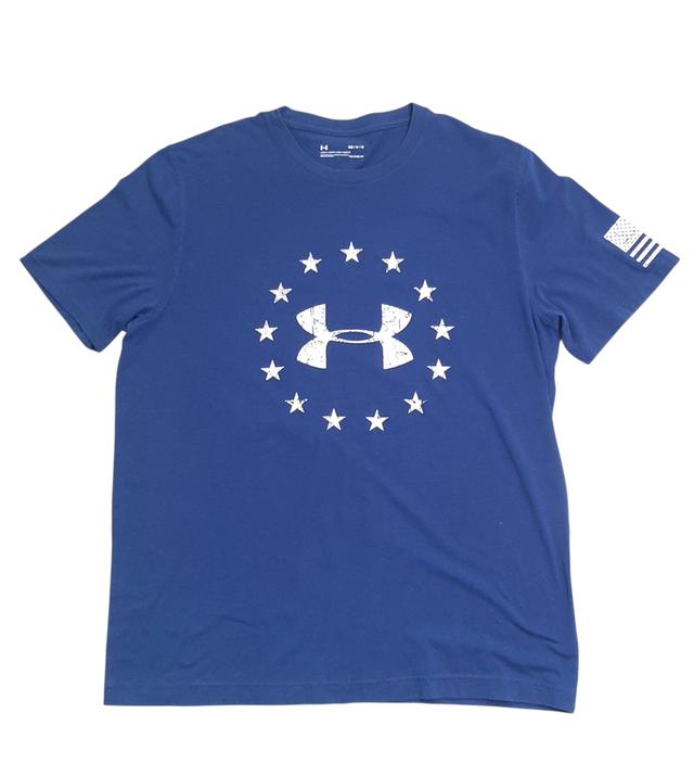 เสื้อยืด Under Armour สีน้ำเงิน SizeMD มือสอง สภาพสวย