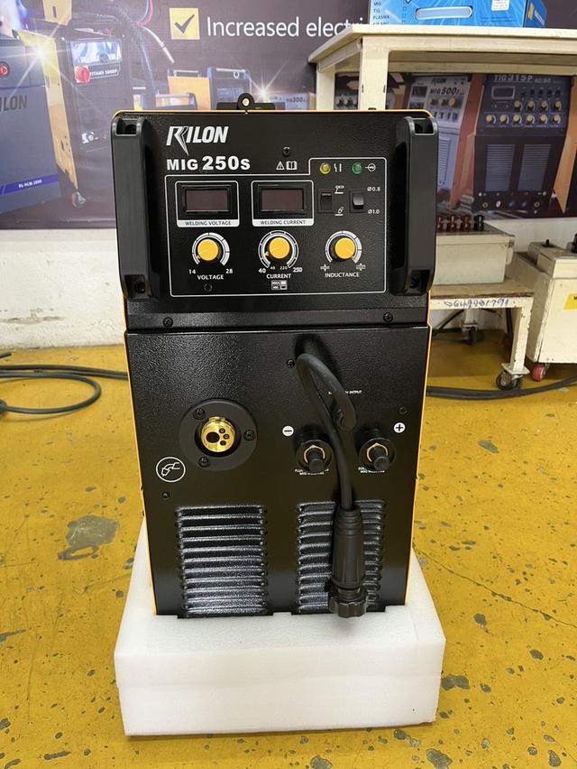 เครื่องเชื่อมMIG250S 220V ฟีดในเครื่อง ใช้ลวด0.8-1.0มิล