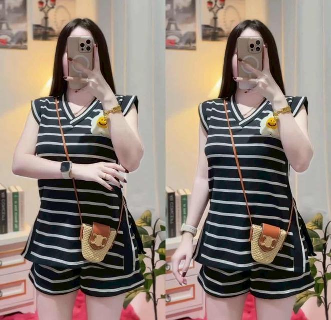Set 2 ชิ้น เสื้อ+กางเกง ลายริ้ว งานแต่งอะไหล่ดอกไม้น่ารักมากเซ็ตละ 169.- อกได้34-40  ตึงสุด42 เสื้อยาว26กางเกง เอวก่อนยืด 22-36สะโพกยืดได้ 