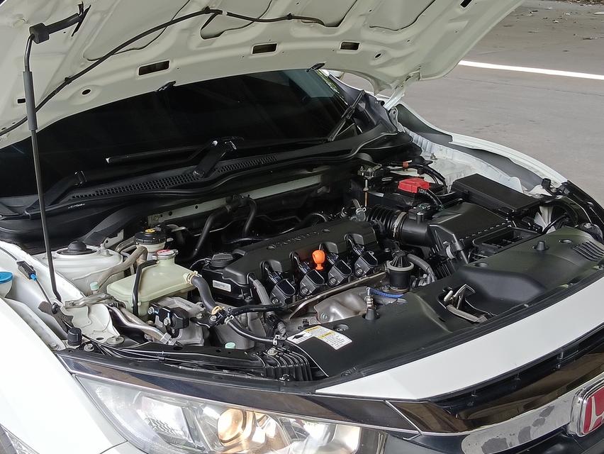 Honda Civic FC 1.8EL 2018 13
