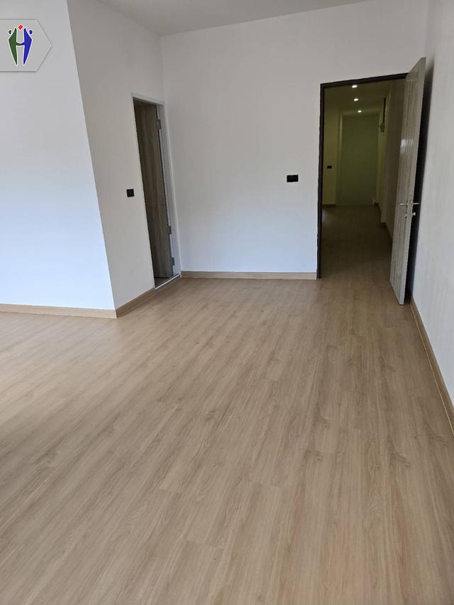 บ้านทาว์นเฮ้าส์ สามารถทำโฮมออฟฟิศได้ ให้เช่า เขาน้อย-เขาตาโล • ขนาด 34 ตารางวา 2 ชั้น • 3 ห้องนอน 4 ห้องน้ำ • ไม่มีเฟอร์นิเจอร์ • ค่าไฟและค่าน้ำจ่ายต 9