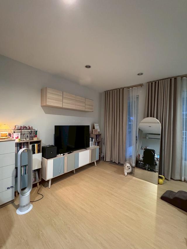 ขายทาวน์โฮม 3 ชั้น(มีดาดฟ้า)หลังริม ซ.อ่อนนุช 74/1 เหมือนบ้านแฝด 2