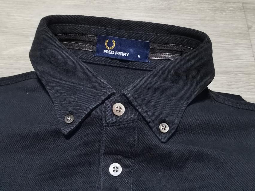 เสื้อโปโลแขนยาว​ Fred​ Perry​ สีดำ