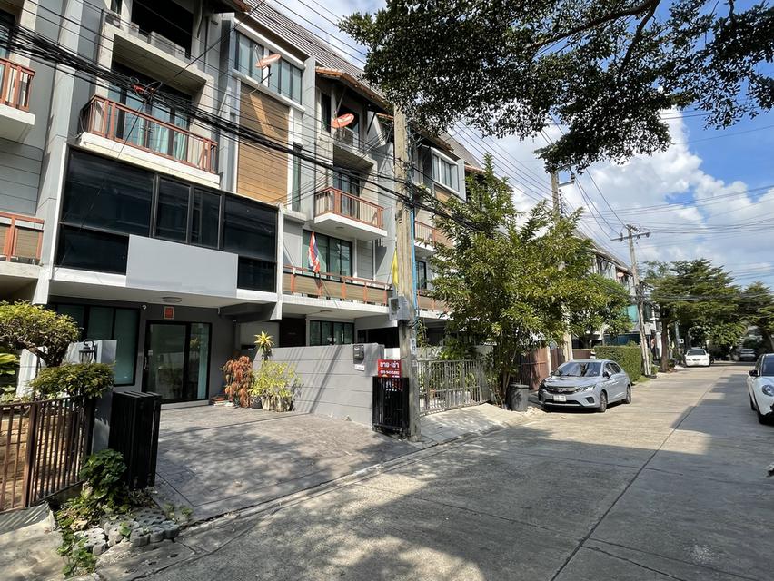 ขายทาวน์โฮม/โฮมออฟฟิศ 4 ชั้น อารียา แมนดารีนา สุขุมวิท 77(อ่อนนุช) 21.3 ตร.ว. ทำเลติดถนนใหญ่ ตำแหน่งดีที่สุดในโครงการ พื้นที่ใช้สอยกว้างขวาง 240 ตร.ม. 2