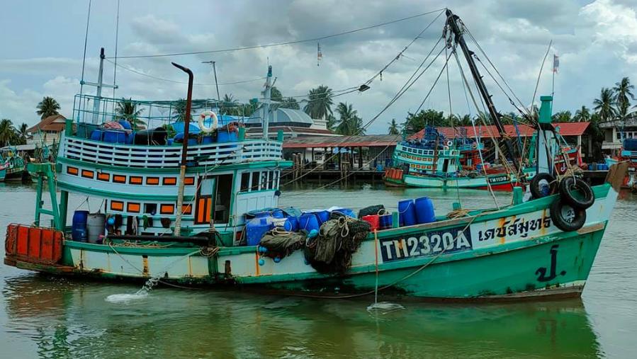 ขายเรือประมง ขนาด 30 ตัน 2