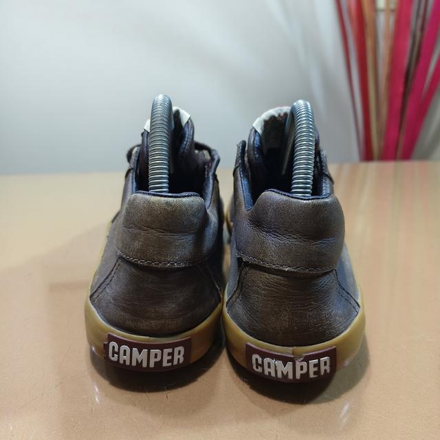 Camper Pelotas Low Top Sneakers in Brown Leather and Suede ShoesSize. 39/24.5(25) cm⭐⭐⭐⭐ Pre-owned/ Good Condition🔥 Price : 750฿ รูปย่อยที่ 4