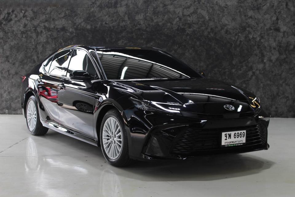 รหัสรถ JRS6969 TOYOTA CAMRY HEV Smart 2025