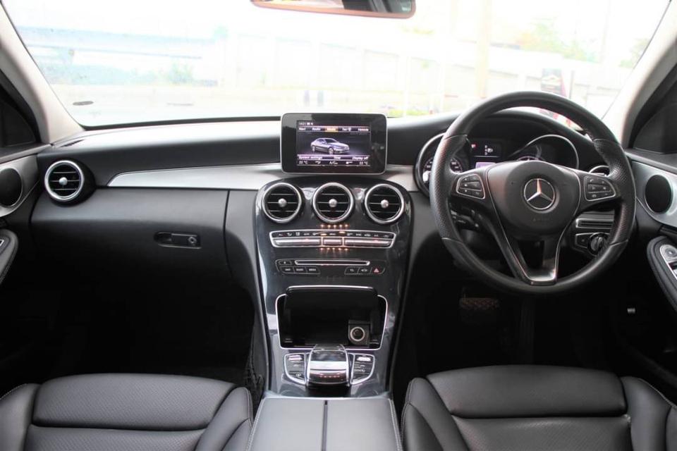🚘 Mercedes Benz C180 Sedan Avantgarde (W205) 2015 6