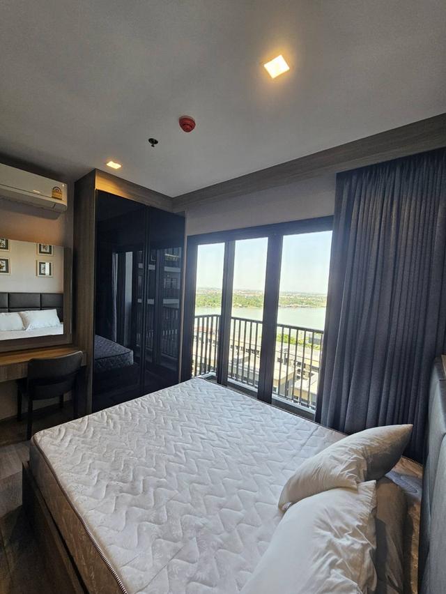 คอนโด The Politan Rive 2