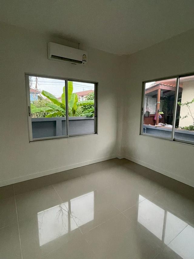 ขายบ้านเดี่ยว ชั้นเดียว เนื้อที่ 37.3 ตรว.  หมู่บ้านเพ็ญศิริ 3 ถนนมิตรไมตรี 6/5  10