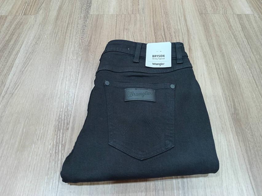 ขายกางเกงยีนส์ ของใหม่ ยี่ห้อ wrangler สี ดำ ทรง skinny 1