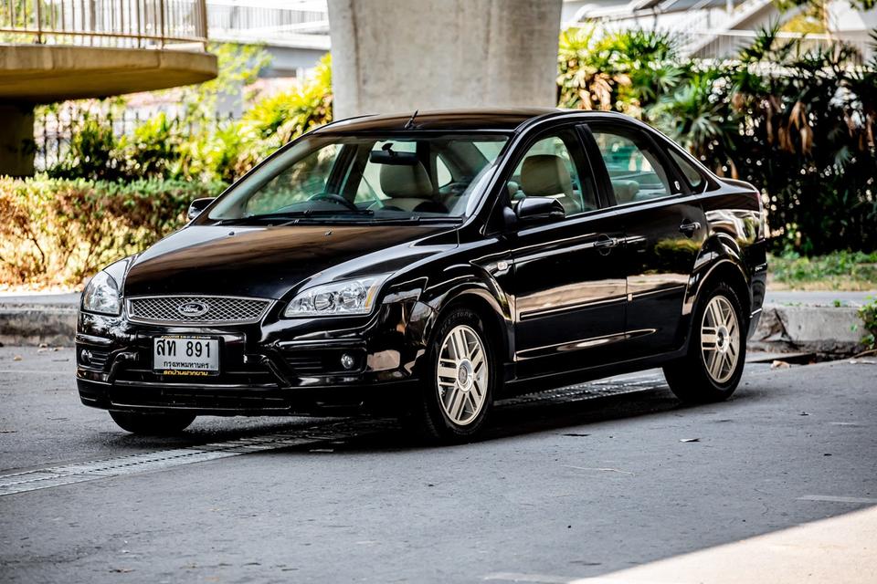 Ford focus 1.8 Sedan ปี 2006 สีดำ 2