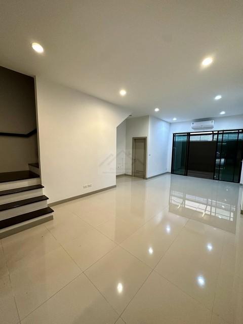 ให้เช่าโฮมออฟฟิศ 4 ชั้น 250 ตรม. Premium Place เกษตร นวมินทร์2 ซอยมัยลาภ ประเสิรฐมนูกิจ29 ใกล้รถไฟฟ้าสายสีชมพู (สถานี มั 3