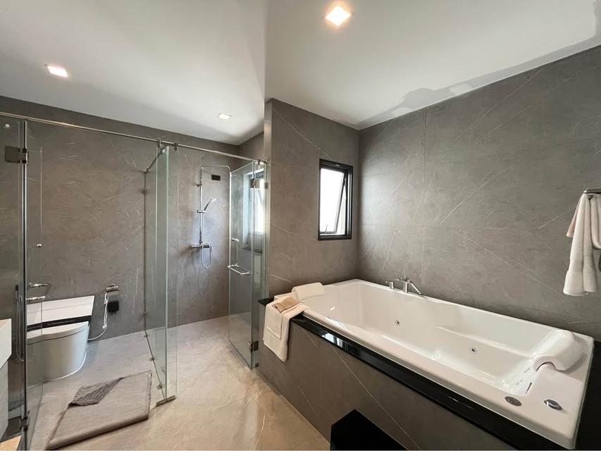 Luxury #บ้านแปลงมุม บางกอก บูเลอวาร์ด ซิกเนเจอร์ เวสเกต  📐 ขนาดที่ดิน 167.7  ตร.วา🏠 พื้นที่ใช้สอย 514 ตร.ม. 6