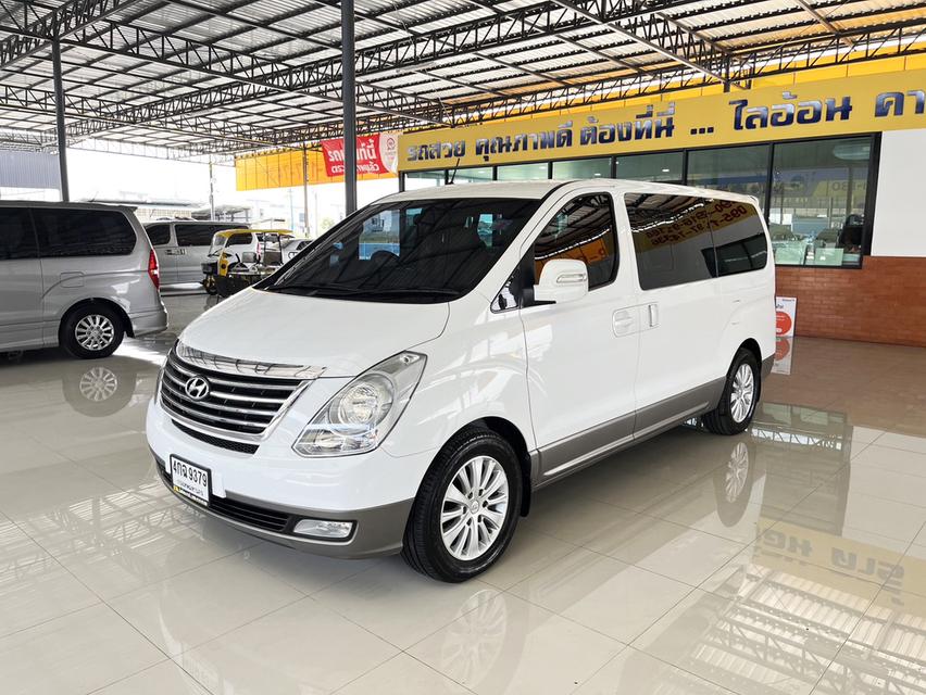  Hyundai Grand Starex 2.5 VIP (ปี 2015) Wagon AT