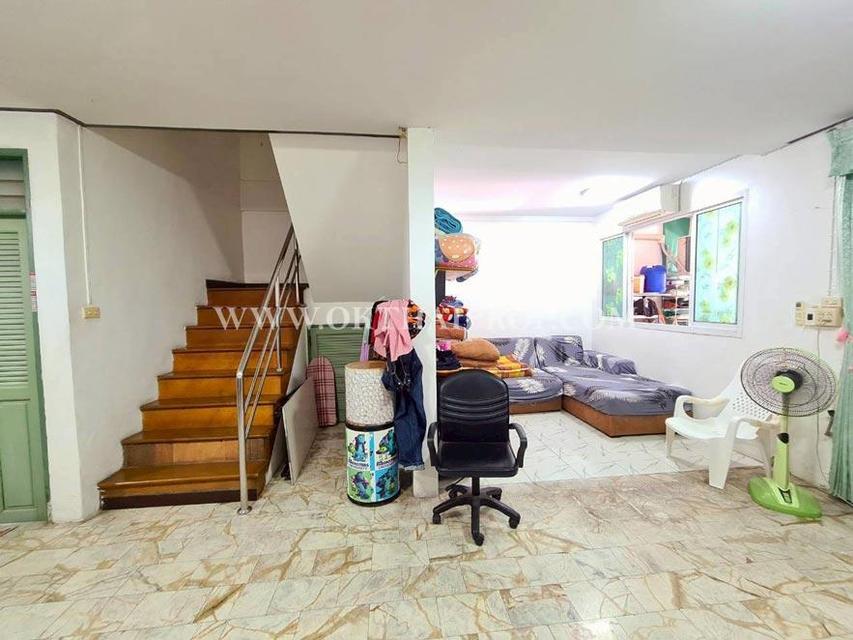 ทาวน์เฮ้าส์ หมู่บ้านสุชา บางบัวทอง ใกล้กับรถไฟฟ้าสายสีม่วง นนทบุรี 5