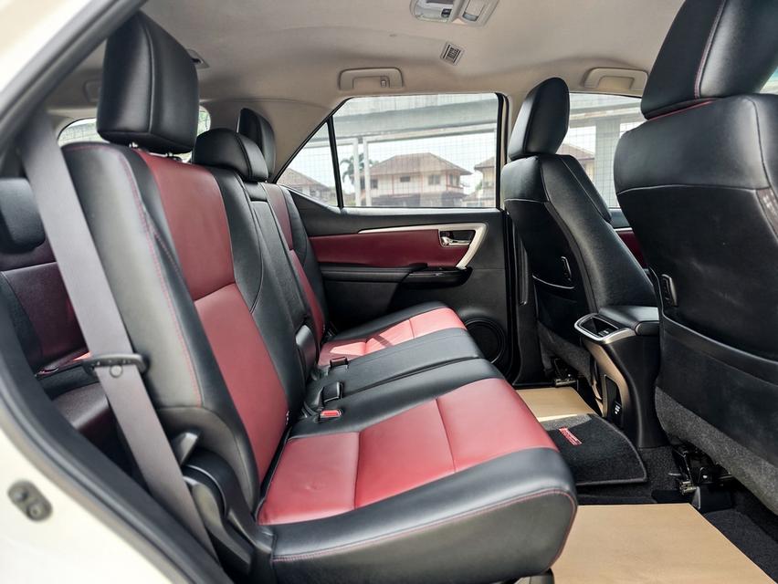 (แจ้งรหัสรถ CBLX9344) ! 🚙 TOYOTA FORTUNER 2.8 TRD SPORTIVO 4WD AT 2019. รูปที่ 8