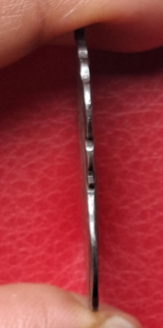 พระเครื่องหลวงปู่เอี่ยม วัดหนัง เนื้อเงิน เนื้อทองแดง