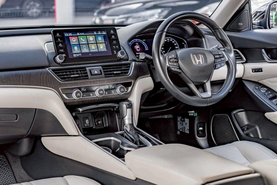 รหัสรถ NP3397 HONDA ACCORD 2.0HYBRID ปีรถ : 2019 15