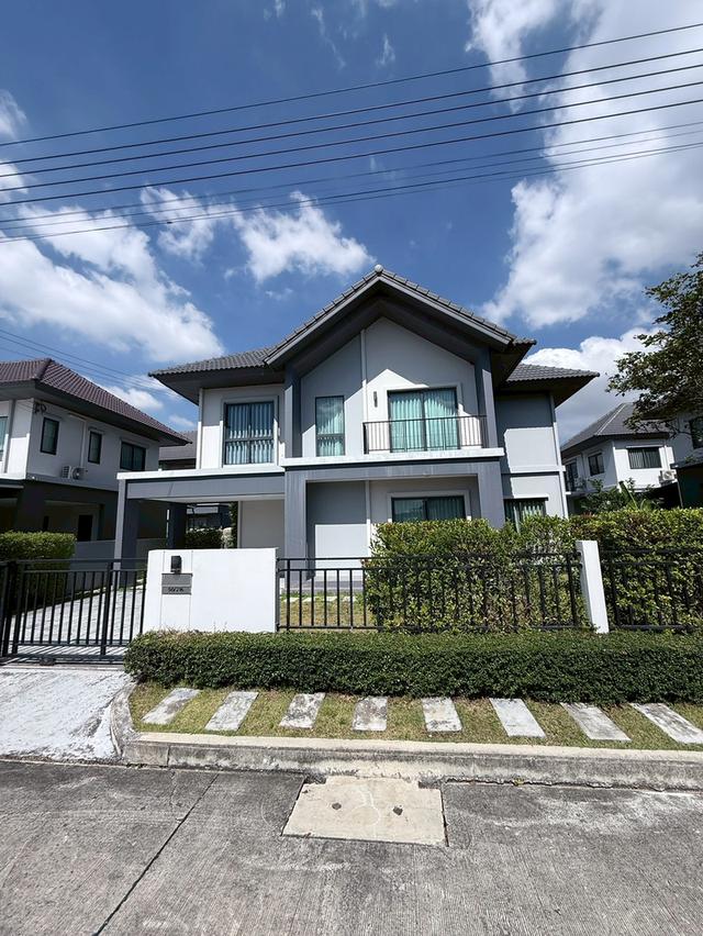 หมู่บ้านเวนิว โฟลว์ แจ้งวัฒนะ ถนนชัยพฤกษ์ ต.คลองข่อย อ.ปากเกร็ด จ.นนทบุรี 2