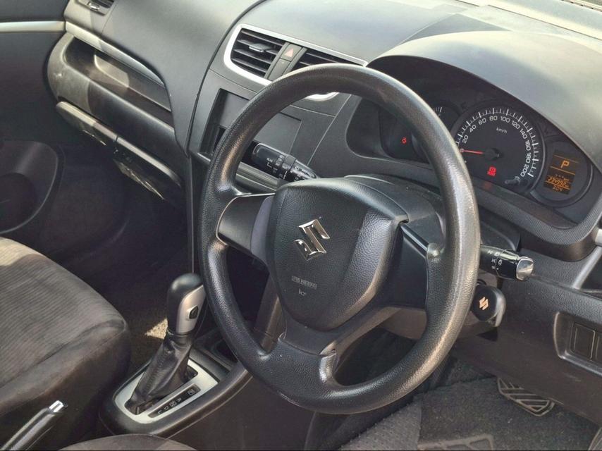 Suzuki Swift 8