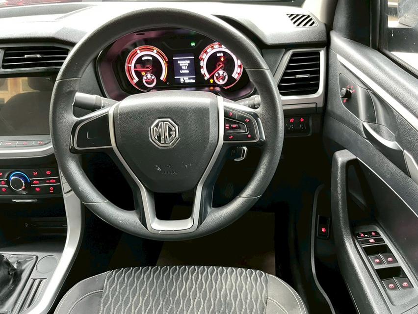 MG Extender 4 ประตู 2.0 GRAND D MT ปี 2022 3