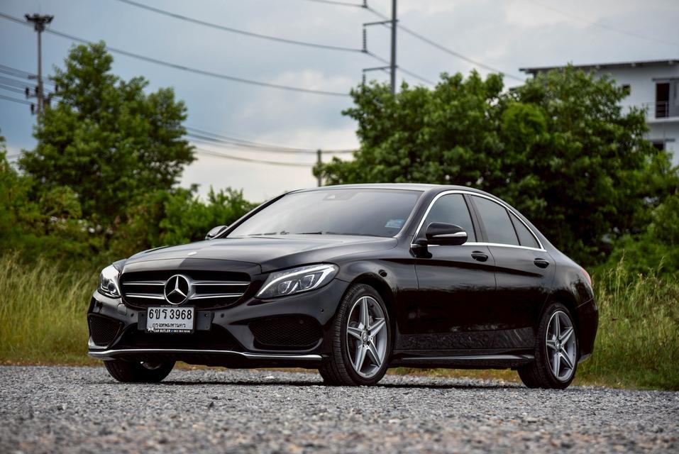 รหัสรถ CBL3968 -Benz C300 BLUETECHYBRID AMG W205 AT 2015