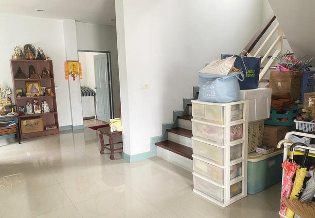 ขายบ้านแฝด หมู่บ้านพรหมศิริ เพชรเกษม 77 เนื้อที่ 33.6 ตร.ว. 2 ชั้น 3 นอน 3 น้ำ 5