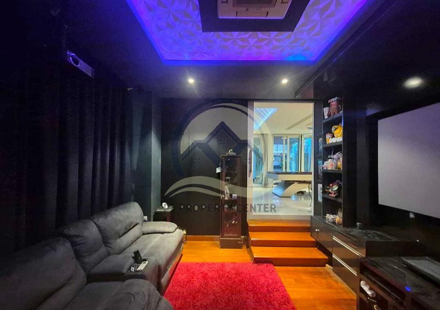 โครงการรัชดานิเวศน์ ซอยประชาราษฎร์บำเพ็ญ 24 ถนนรัชดาภิเษก บ้านเดี่ยว 2 ชั้น สร้างเองสไตล์โมเดริน์ พร้อมสระว่ายน้ำส่วนตัว อยู่ใจกลางเมือง เดินทางง่าย ใ 16