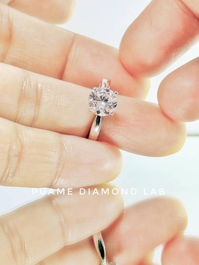 แหวนหมั้น ดีไซน์โดดเด่น งานผีมือละเอียดประณีต เพชรน้ำงาม พร้อมใบรับประกันสินค้าทุกชิ้นที่ปุอามี่ Diamond Lap Rama2 (095-8894732)