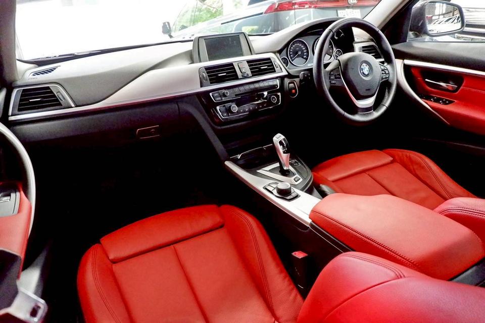 Bmw 330e iconic f30 ปี 2017 จด 2018 8