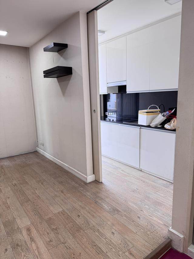 ปล่อยด่วน! เจ้าของขายเอง คอนโดใกล้รถไฟฟ้า มีที่จอดรถส่วนตัว 6