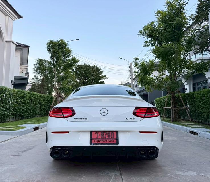 Mercedes Benz AMG C43 Coupe 6