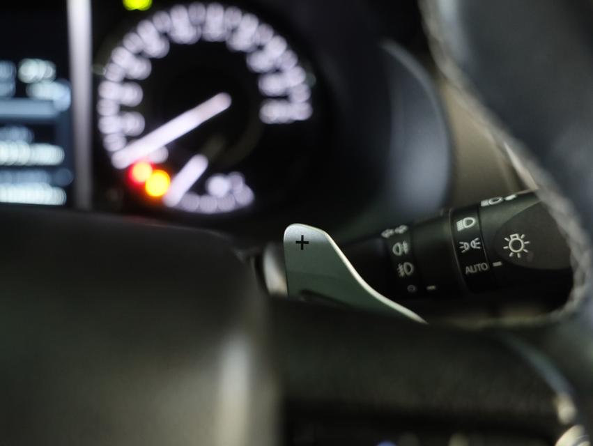 2021 Toyota FORTUNER 2.8 (ปี 15-25) Legender 4WD SUV AT รูปที่ 8