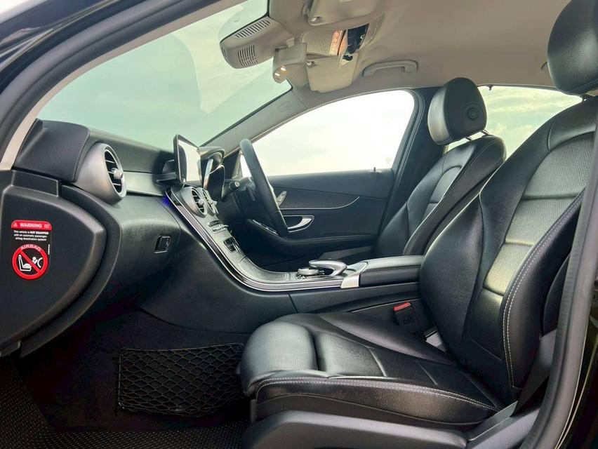 Mercedes Benz C220d Avantgarde W205 ปี 2018 จด 2019 12