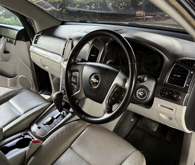 Chevrolet Captiva 2.4 LTZ AWD ปี 2012 6