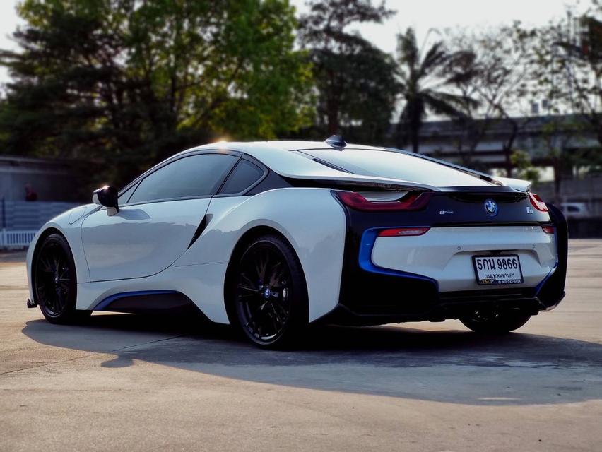 ขาย BMW I8 Pure lmpuis ปี15 6